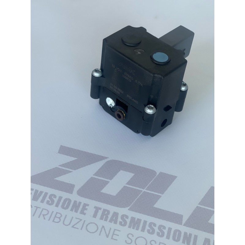 BMW X5 E70 valvola per sospensione pneumatica valvola di controllo AMK 108670 blocco valvole OEM 37206799419